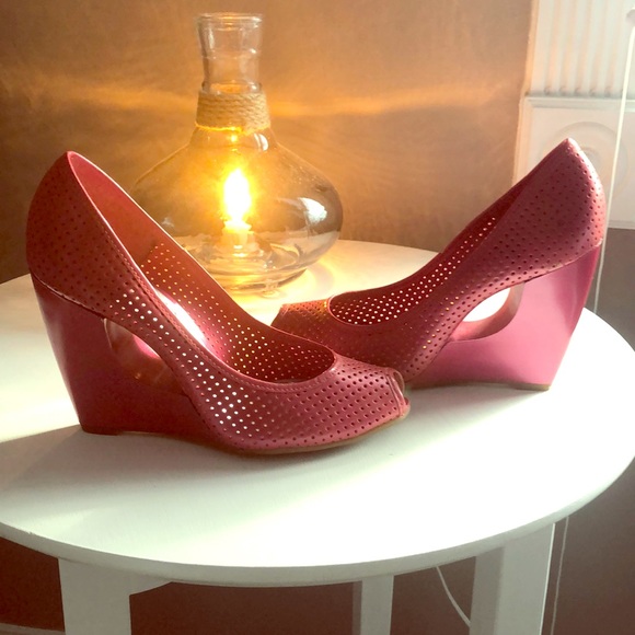 BCBGirls Shoes - Fuschia hot pink BCBGirls wedges BCBGirls Shoes - Fuschia hot pink BCBGirls wedges
